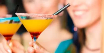 bar-crawl-cocktail-4 (1)