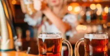 bar-crawl-with-beers-1 (1)