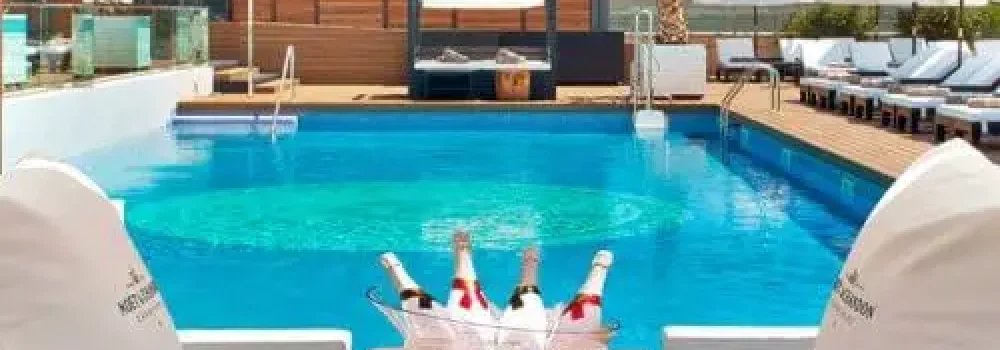beach-club-barcelona-1