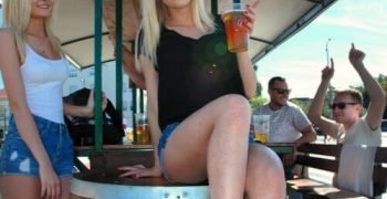 beer-bike-753-hot-barmaid