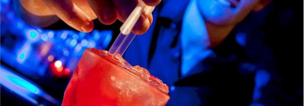 behind-the-bar-2