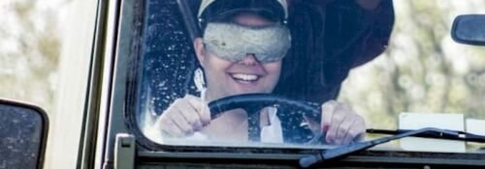 blindfold-driving-1