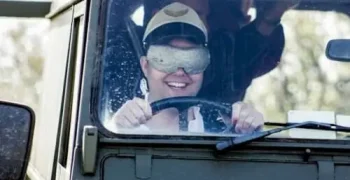 blindfold-driving-1