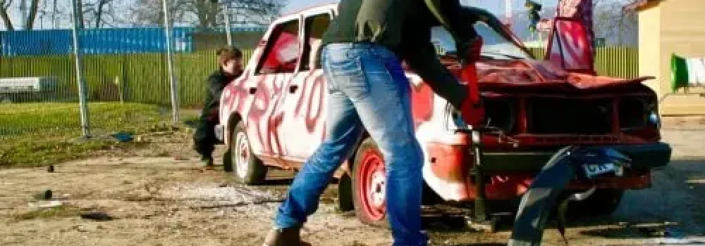 car-smash-15