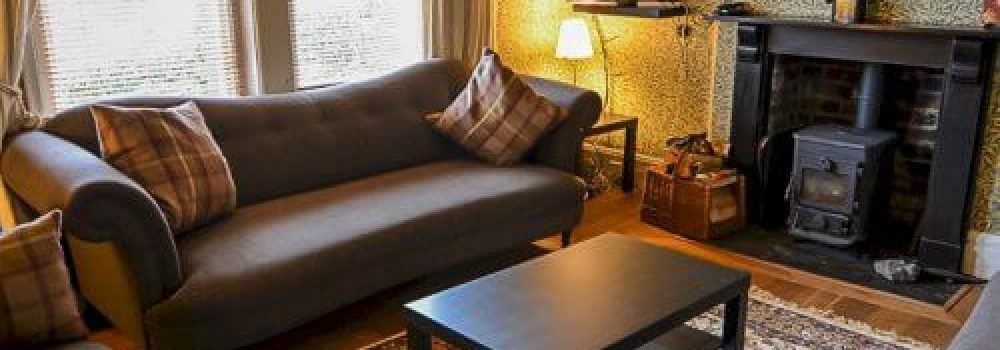 derbyshire-party-house-3
