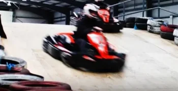 go-karting-indoor-the-zone