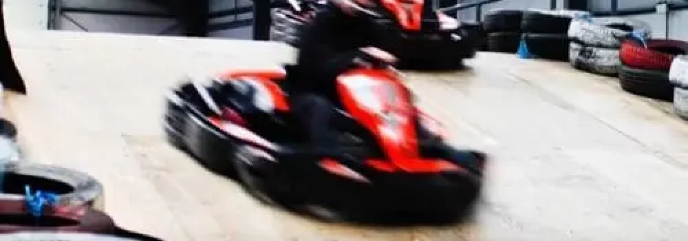 go-karting-indoor-the-zone
