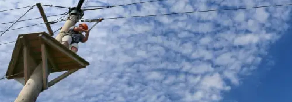 high-ropes-zip-wire-11 (1)
