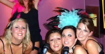 karaoke-night-4