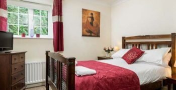 new-forest-cottage-23