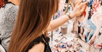 paint and prosecco
