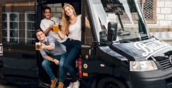 prague-beer-bus-2