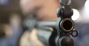 rifle-shooting-22