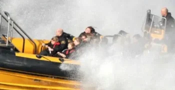 speed-boat-ride-3