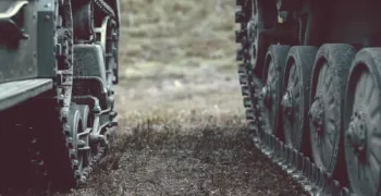 tank-driving-1