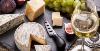 wine-tasting-cheese-15